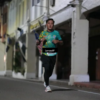 Runner Photo 5865212
