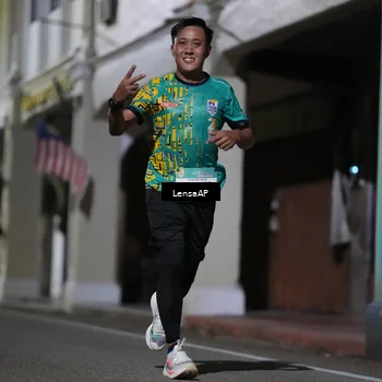 Runner Photo 5865213