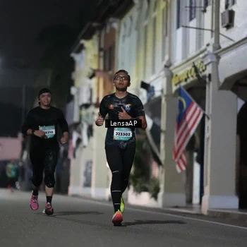 Runner Photo 5865219