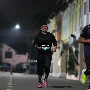 Runner Photo 5865222