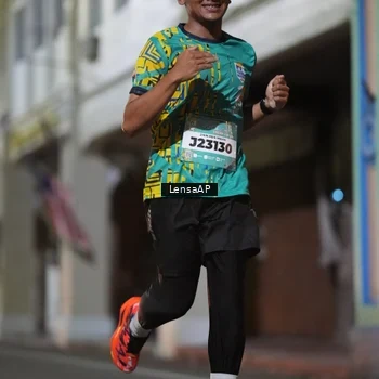 Runner Photo 5865234