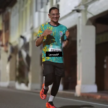 Runner Photo 5865239
