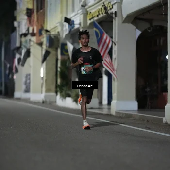 Runner Photo 5865240
