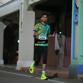 Runner Photo 5865288