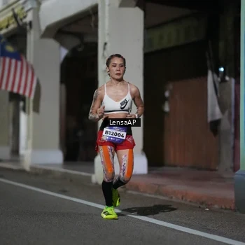 Runner Photo 5865291