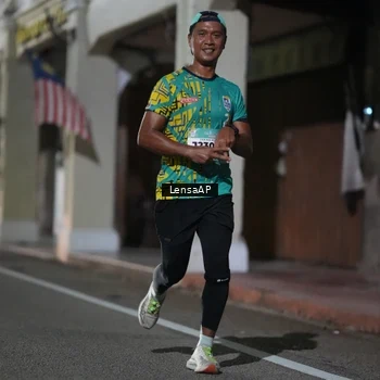 Runner Photo 5865297