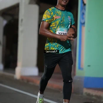 Runner Photo 5865301