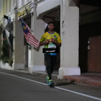 Runner Photo 5865306