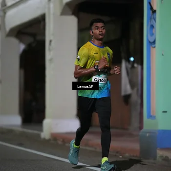 Runner Photo 5865308