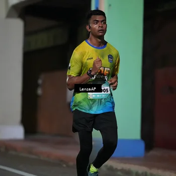 Runner Photo 5865309