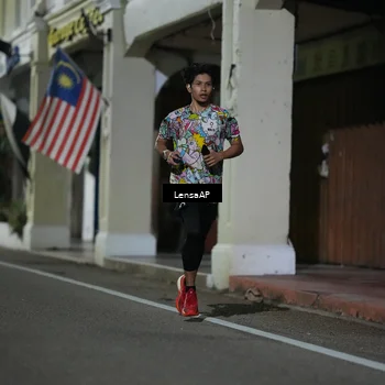 Runner Photo 5865310