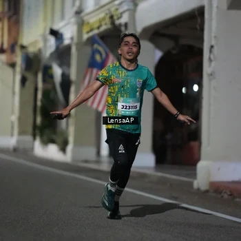 Runner Photo 5865343