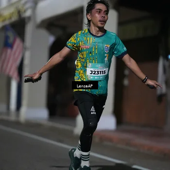 Runner Photo 5865348