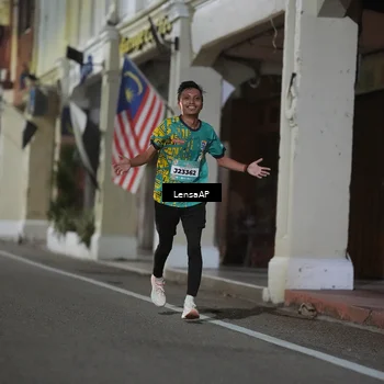 Runner Photo 5865349