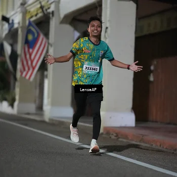 Runner Photo 5865354