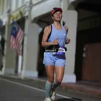 Runner Photo 5865359