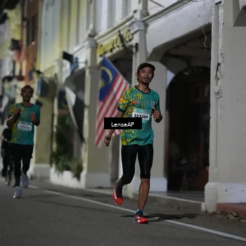 Runner Photo 5865369