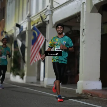 Runner Photo 5865373