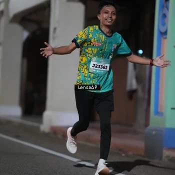 Runner Photo 5865376