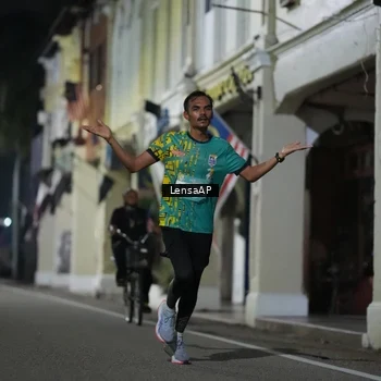 Runner Photo 5865385