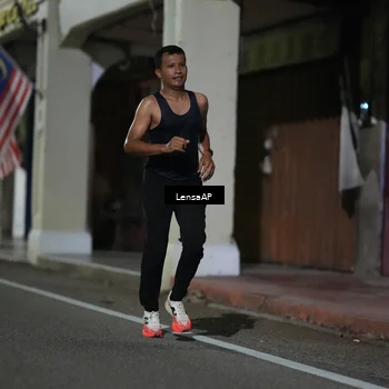 Runner Photo 5865388