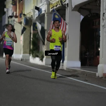 Runner Photo 5865392