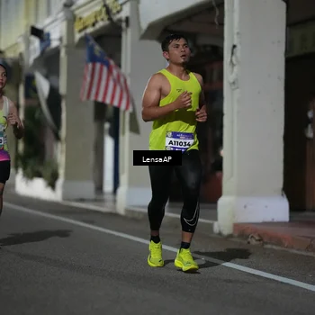 Runner Photo 5865395