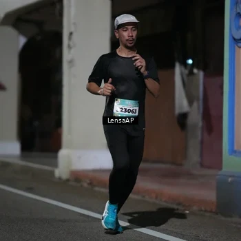 Runner Photo 5865400