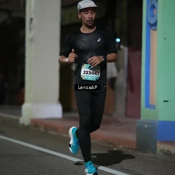 Runner Photo 5865401