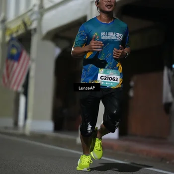 Runner Photo 5865414