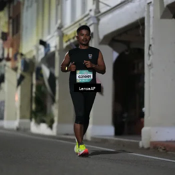 Runner Photo 5865417