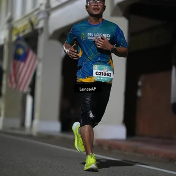 Runner Photo 5865419