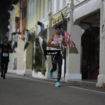 Runner Photo 5865437