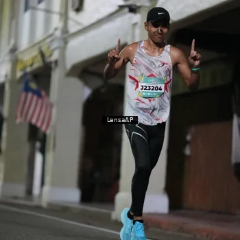 Runner Photo 5865441