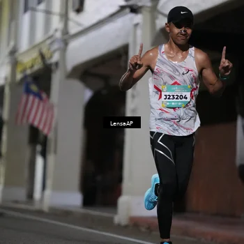 Runner Photo 5865443