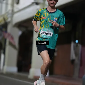 Runner Photo 5865449