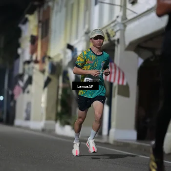 Runner Photo 5865450