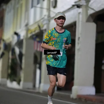 Runner Photo 5865453