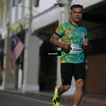 Runner Photo 5865460