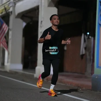 Runner Photo 5865530