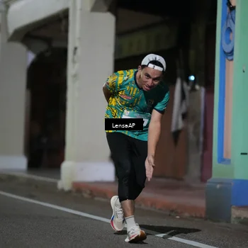 Runner Photo 5865535