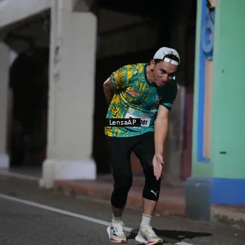Runner Photo 5865541