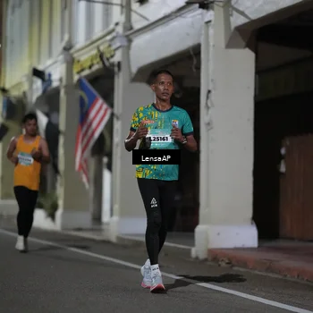 Runner Photo 5865553