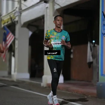 Runner Photo 5865559