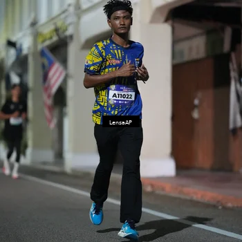 Runner Photo 5865594