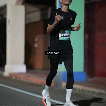 Runner Photo 5865601