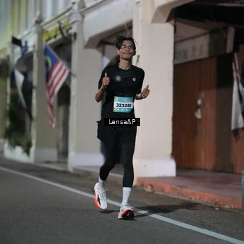 Runner Photo 5865602