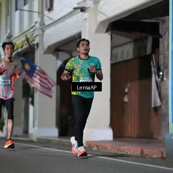 Runner Photo 5865623