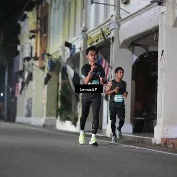 Runner Photo 5865635