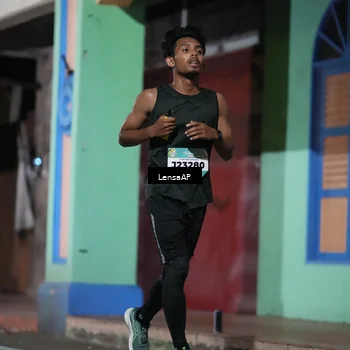 Runner Photo 5865641